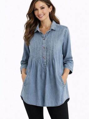American Eagle Outfitters Light Blue Denim Pintuck Tunic
